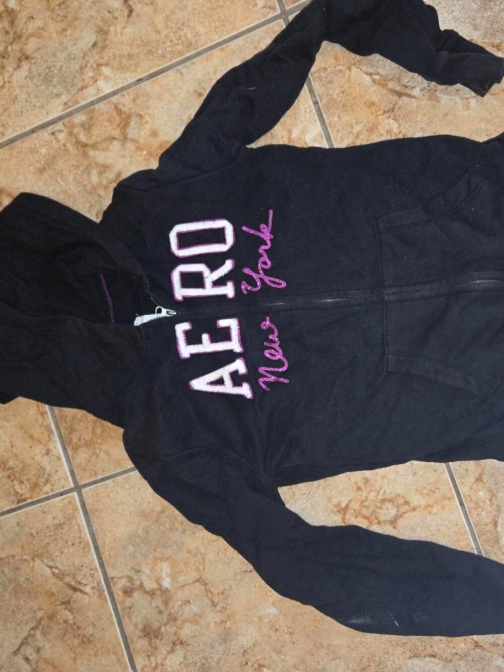 Aeropostale black zip up hoodie #y2k #skater